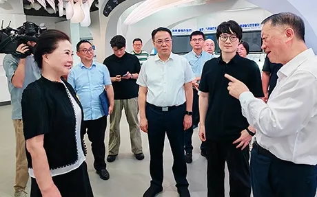 Vào tháng 7 năm 2025, Chủ tịch Chen của CPPCC đã đến thăm Sujia Medical