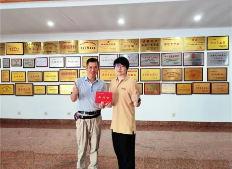 Tiếp cận công đoàn
